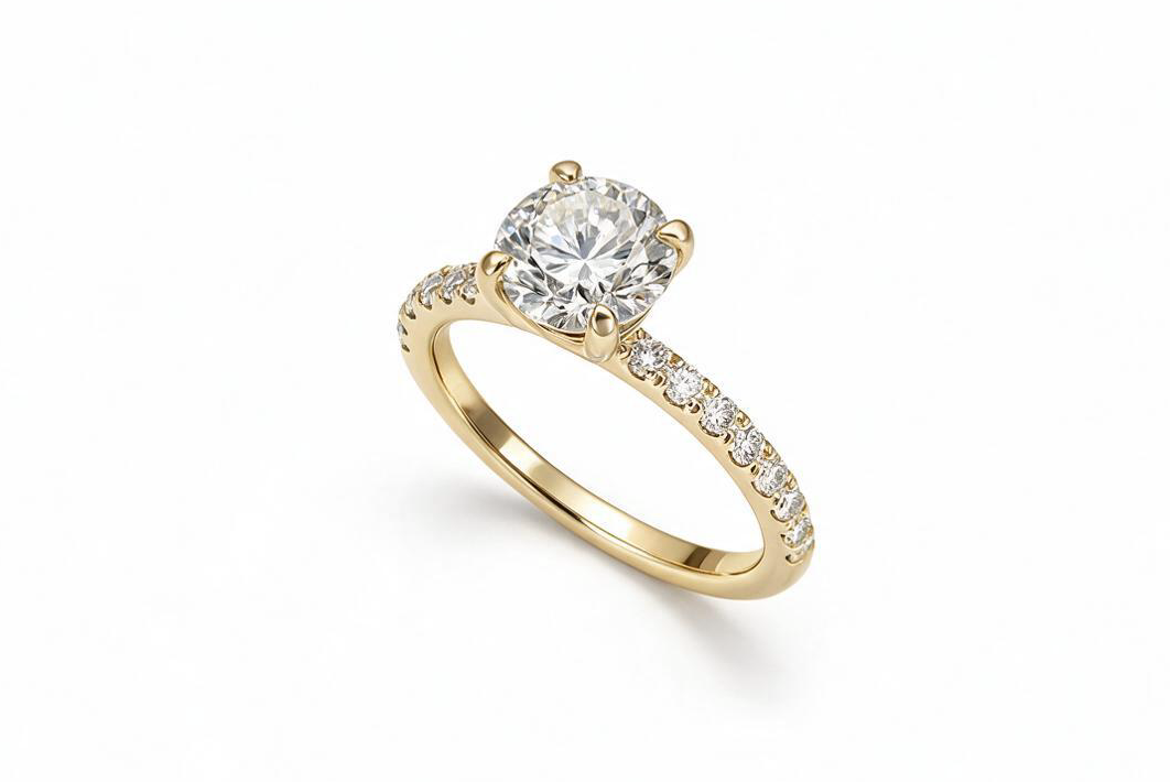 Alliance en Or sertie de 1.56ct de Diamants