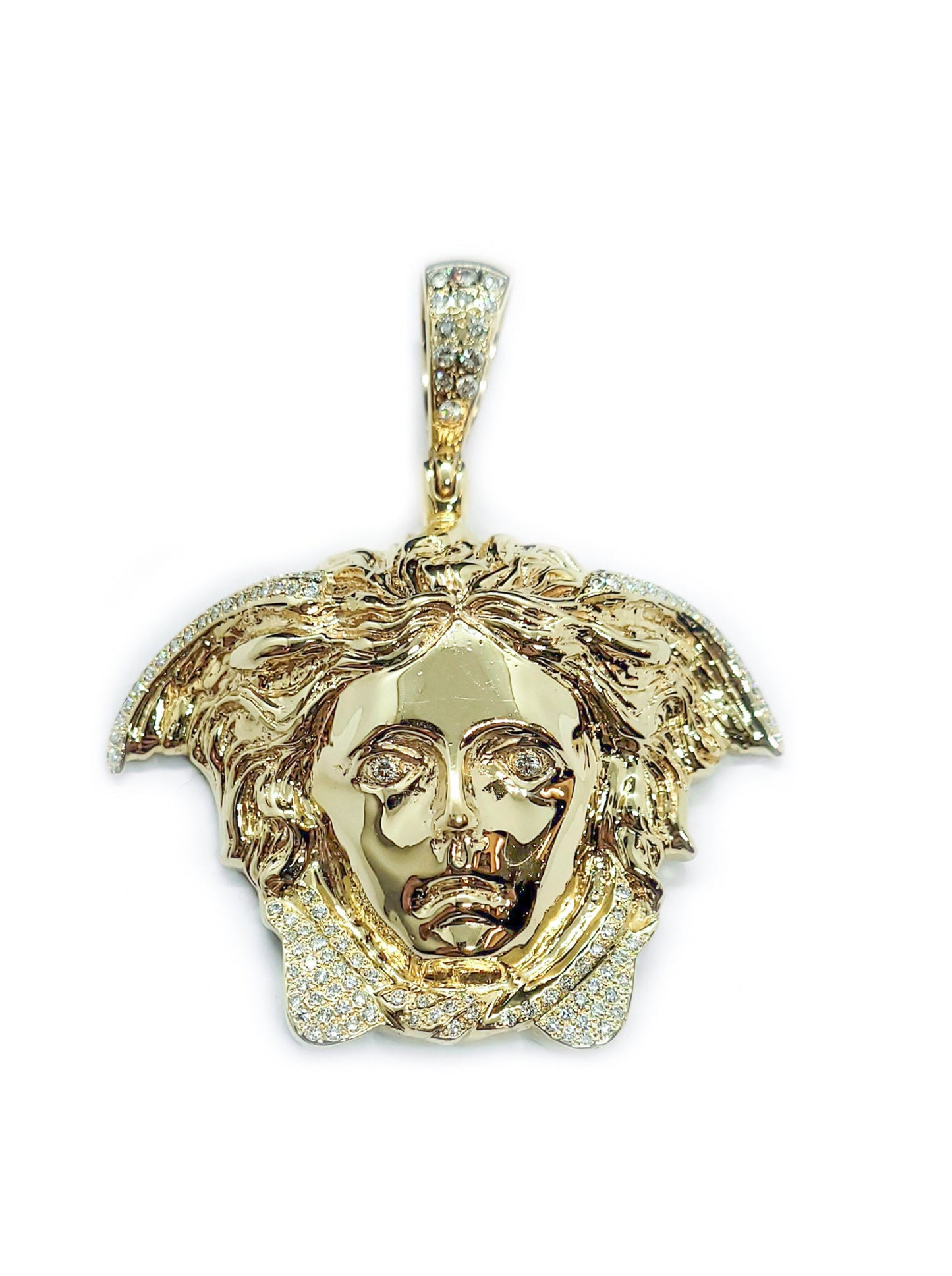 Medusa Head Gold Pendant & 3.57ct Diamonds