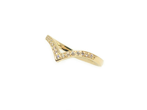 Gold ''V'' Ring & 0.19Ct Diamonds