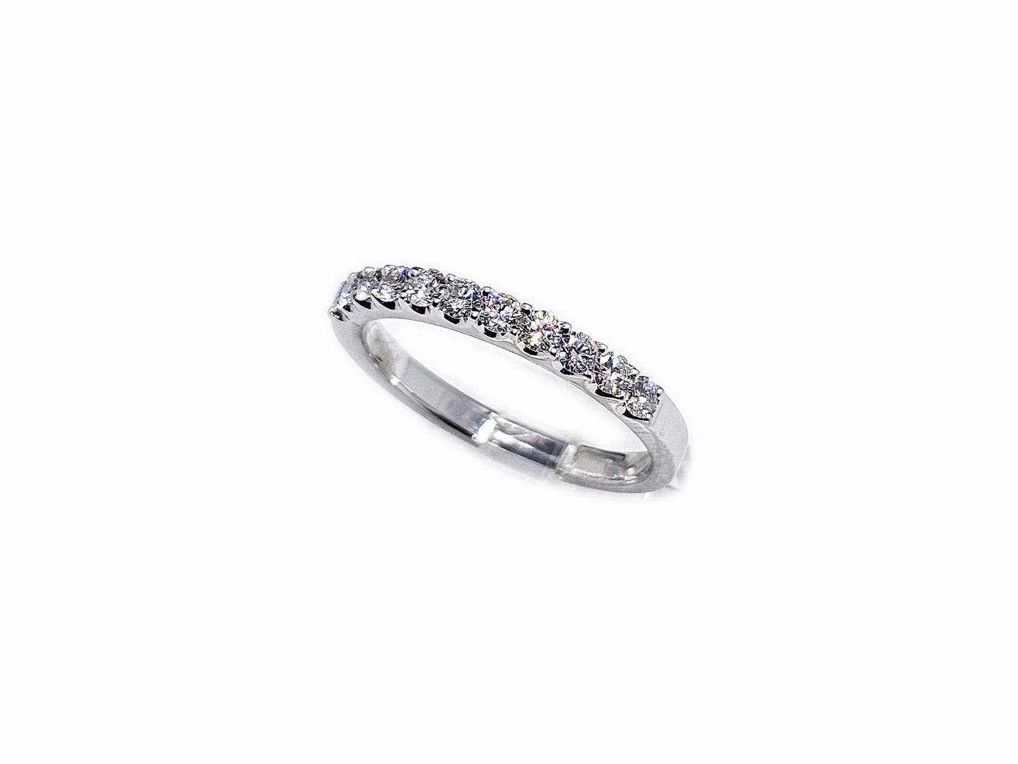 Anneau semi-éternité en or et diamants 0,54 ct