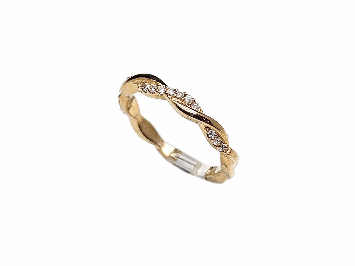 Infinity Gold Ring Set & 0.65ct Diamonds