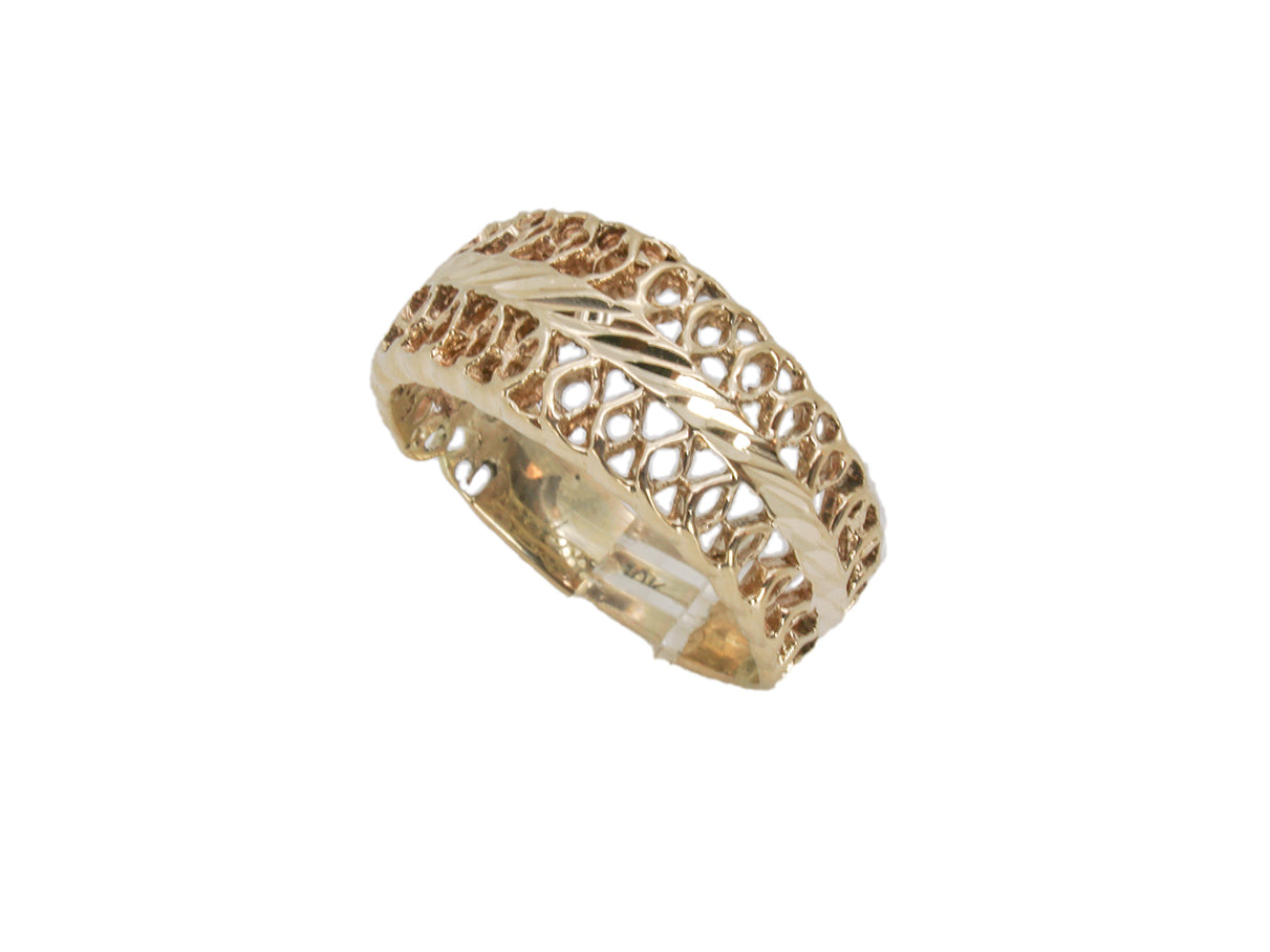 Bague filigrané en or avec coupe diamant