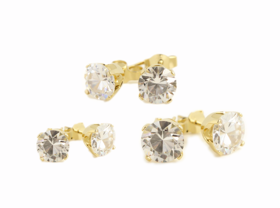 Pair of Solitaire Studs (Yellow Gold)
