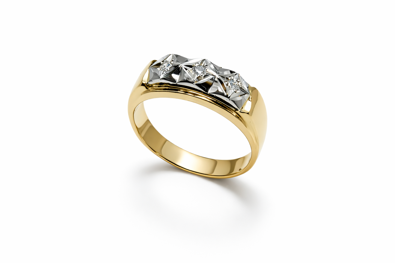 2 Tone Gold Ring & 0.14ct Diamonds