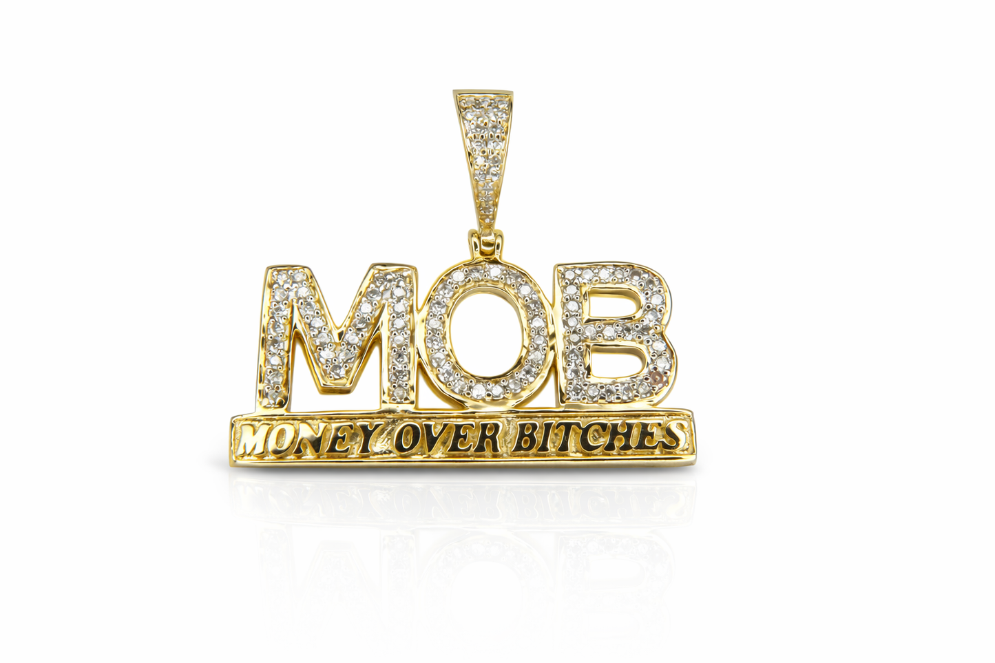 Pendentif en or « MOB » serti de 0.85ct de diamants