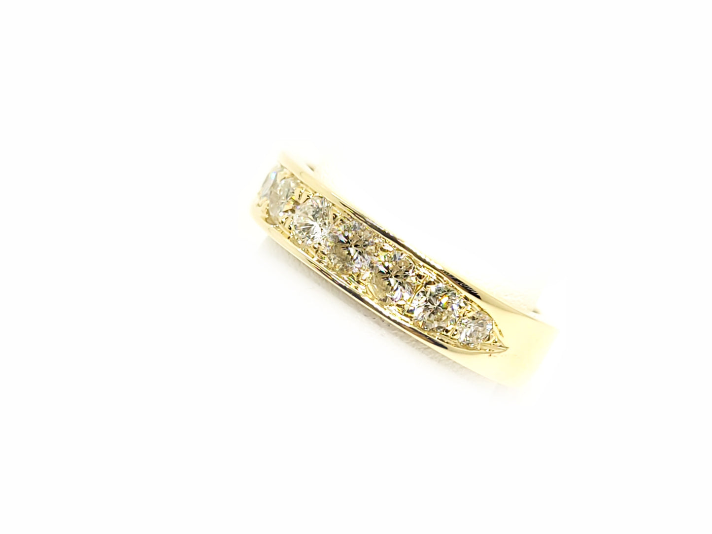 8 Stones Pave Gold 5.25mm Band & 2.07Ct Diamonds